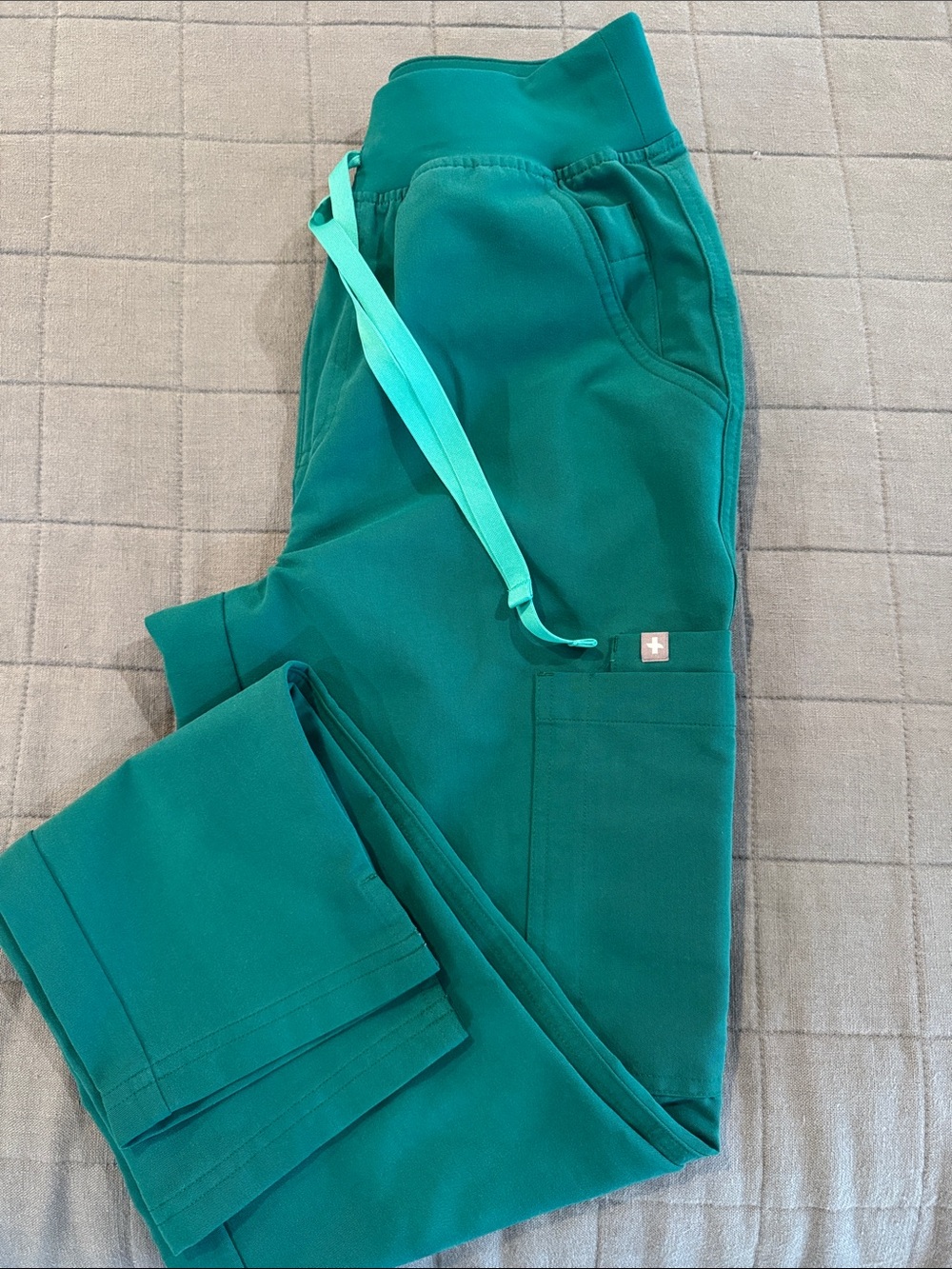 Figs Women’s Teal Green yola skinny scrub pants